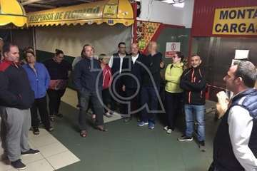 Cierra el Mercado de Telde por riesgo eléctrico entre el llanto y la impotencia de sus puesteros (Foto TA)