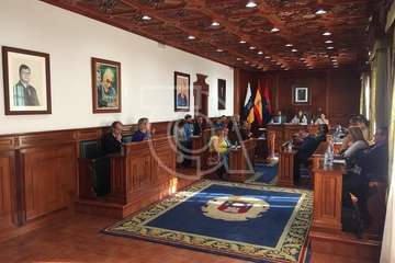 Pleno extraordinario sobre el Mercado Municipal  (Foto TA)