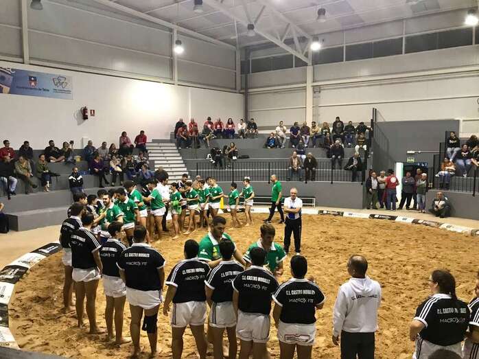 Actividad deportiva en el terrero el día de su reapertura (Foto TA)