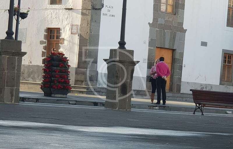 Valido y Sonsoles Martín, esta mañana en la plaza de San Juan, antes del Pleno