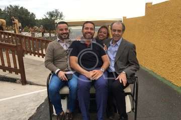 Antona se reúne con empresarios de Telde, visita el Mercado Municipal y la finca Los Olivos (Foto TA)