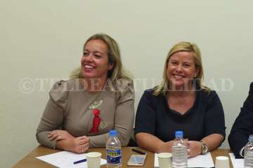 Antona se reúne con empresarios de Telde, visita el Mercado Municipal y la finca Los Olivos (Foto TA)