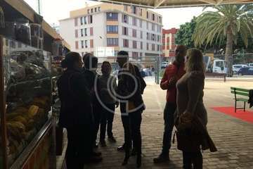 Antona se reúne con empresarios de Telde, visita el Mercado Municipal y la finca Los Olivos (Foto TA)