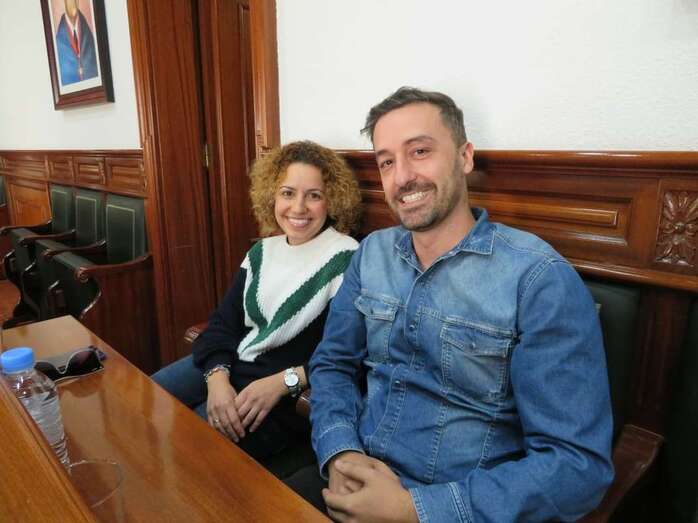 Juan Antonio Peña y Vanessa Cruz, concejales de Ciuca en el Ayuntamiento de Telde (Foto TA)
