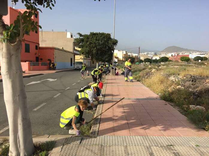 Mujeres del convenio Telde Inserta desarrollan los trabajos (Foto TA)