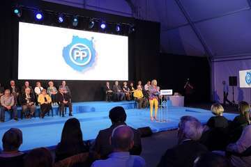 El PP hace 'leyenda' del partido al militante teldense Antonio Guedes (Foto TA y Acfi Press)