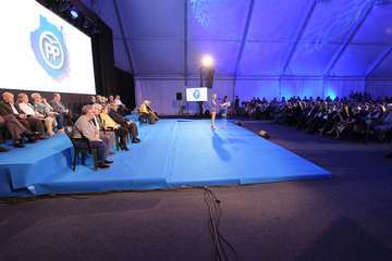 El PP hace 'leyenda' del partido al militante teldense Antonio Guedes (Foto TA y Acfi Press)