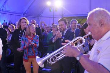 El PP hace 'leyenda' del partido al militante teldense Antonio Guedes (Foto TA y Acfi Press)