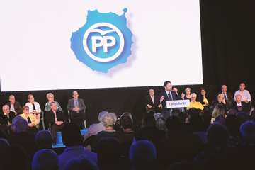El PP hace 'leyenda' del partido al militante teldense Antonio Guedes (Foto TA y Acfi Press)
