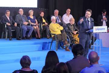 El PP hace 'leyenda' del partido al militante teldense Antonio Guedes (Foto TA y Acfi Press)