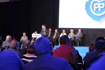 El PP hace 'leyenda' del partido al militante teldense Antonio Guedes (Foto TA y Acfi Press)