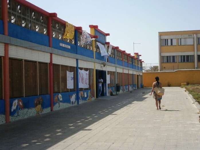 El edificio ha sido objeto del pillaje y el vandalismo a lo largo de los últimos años (Foto TA)