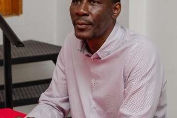 Los socialistas presentan y firman el documento Compromiso por Telde (Foto TA)