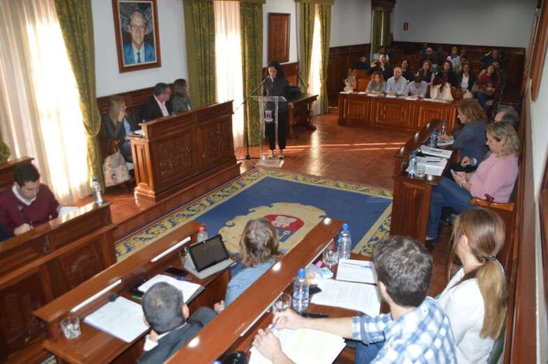 Imagen de archivo de una sesión plenaria reciente del Ayuntamiento de Telde (Foto TA)
