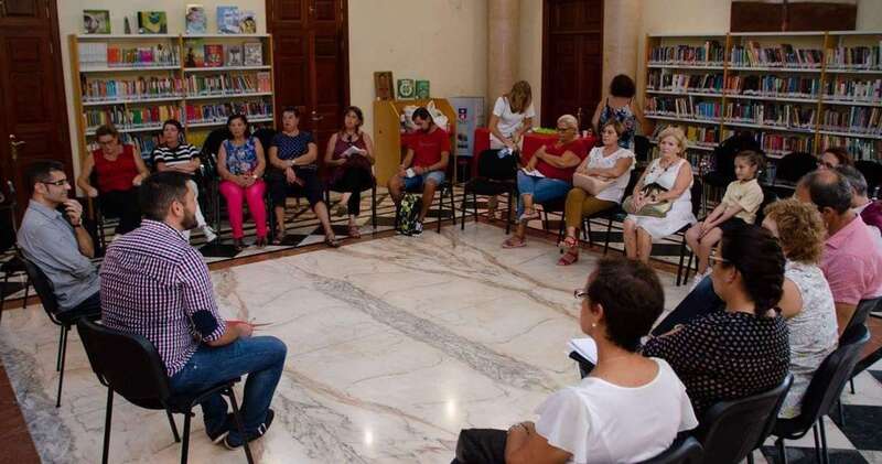 Reunión de la red de apoyo social impulsada por los socialistas de Telde (Foto TA)