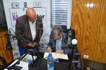 Fernando Clavijo, en el programa El mostrador de Radio Faycán (Foto TA)