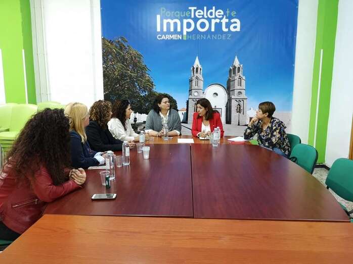 Imagen del encuentro con los representantes de la ZCA de Los Llanos (Foto TA)