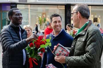 El PSOE, de campaña electoral por Los Llanos de Telde (Foto TA)