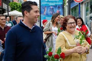  El PSOE, de campaña electoral por Los Llanos de Telde (Foto TA)