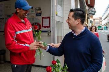  El PSOE, de campaña electoral por Los Llanos de Telde (Foto TA)