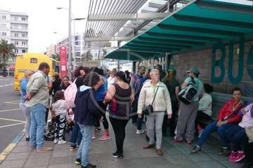 Los inquilinos de Visocan en Telde y de la RSP de Jinámar, en la protesta capitalina del Primero de Mayo (Foto TA)