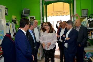 Clavijo palpa en Telde las necesidades de su zona comercial abierta (Foto TA)