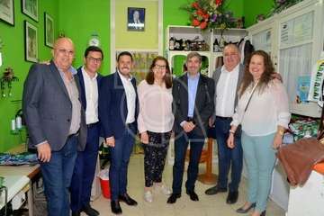 Clavijo palpa en Telde las necesidades de su zona comercial abierta (Foto TA)