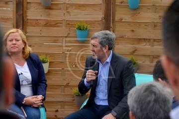 Clavijo palpa en Telde las necesidades de su zona comercial abierta (Foto TA)