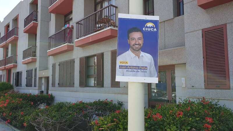 Cartel electoral de Ciuca con foto de su candidato a la Alcaldía de Telde (Foto TA)