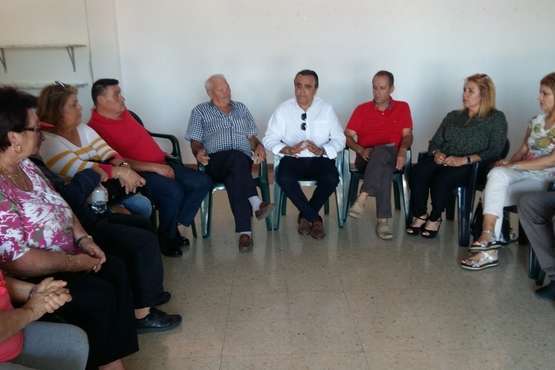  Valido reitera en los barrios la necesidad de retomar las Juntas de Distritos (Foto TA)