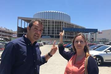 Ciudadanos, de pateo por la zona comercial abierta del centro de la ciudad (Foto TA)