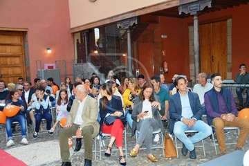 Presentación de la candidatura de Cs en la Casa Condal (Foto TA)