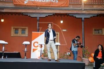Presentación de la candidatura de Cs en la Casa Condal (Foto TA)