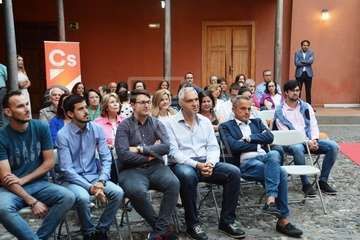 Presentación de la candidatura de Cs en la Casa Condal (Foto TA)