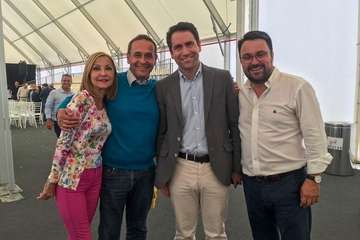 Teodoro Egea en Telde, reparto de papeletas y programa electoral por los barrios y acto del PP en Infecar (Foto TA)