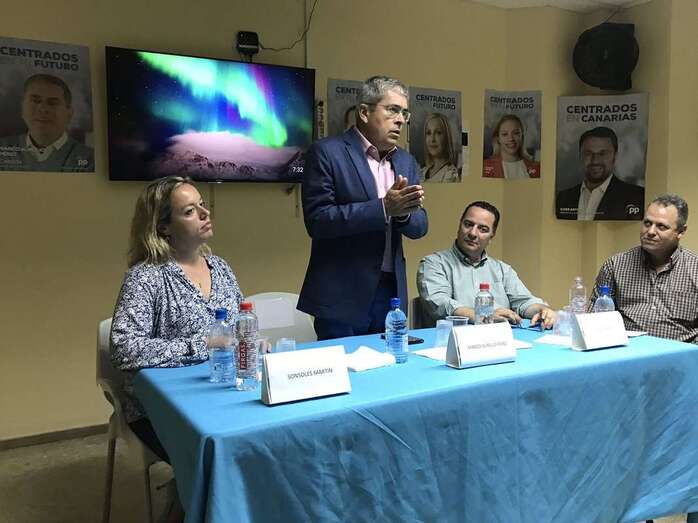 Acto del PP anoche en La Fraternidad (Foto TA)
