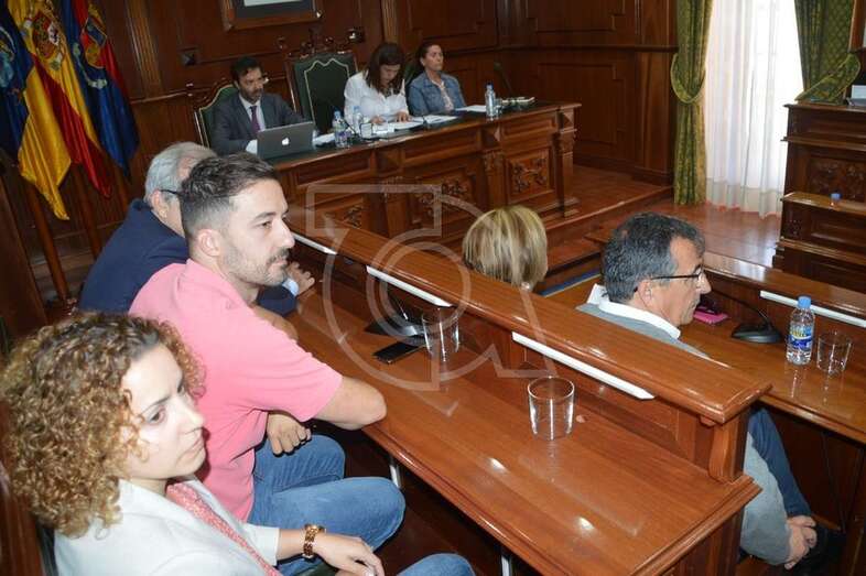 La de este miércoles fue una sesión emotiva y de despedidas en el Pleno municipal (Foto TA)