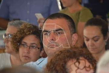 Alejandro Ramos, Héctor Suárez y Juan Antonio Peña, este mediodía en el acto de entrega de banderas azules celebrado en Melenara (Foto TA)