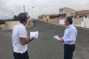 La segunda fase del proyecto de asfaltado arranca en Playa del Hombre (Foto TA)