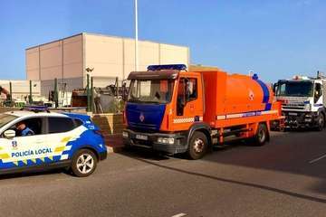  Telde cede tres vehículos a las BRIF a solicitud de CECOPIN para colaborar con el incendio de Valleseco (Foto TA)