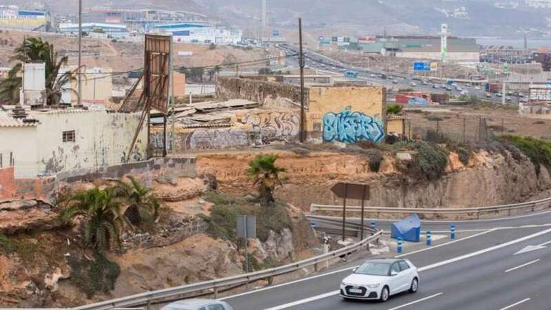 Zona deteriorada del entorno de la GC-1, a la altura de La Pardilla (Foto Borja Suárez-C7)