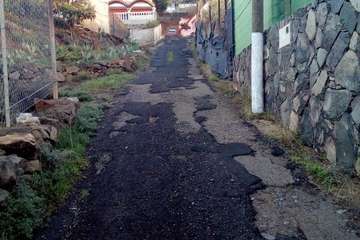El PSOE secunda las demandas de Cruz de Jerez y Montaña Las Palmas de arreglo de sus calles (Foto TA)