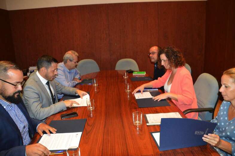 Imagen del encuentro celebrado este miércoles en las dependencias de la Alcaldía de Telde (Foto TA)