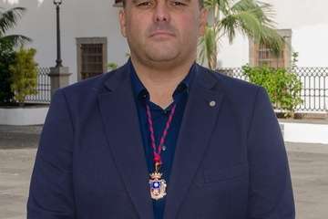 Héctor León toma posesión como concejal en Telde (Foto TA y Daniel Amador)