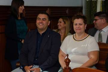 Héctor León toma posesión como concejal en Telde (Foto TA y Daniel Amador)