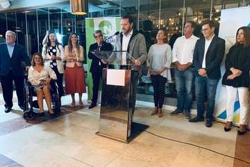 Arrope de Telde al tercer encuentro de la alianza nacionalista (NC-CC) en la capital (Foto TA)