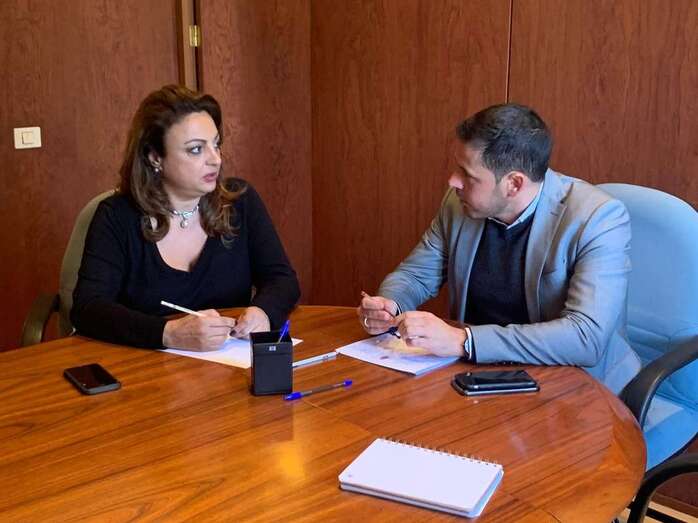 La diputada Cristina Valido y el alcalde Héctor Suárez (Foto TA)