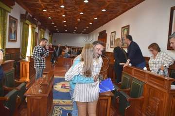 Juan Antonio Peña, ayer en los estudios de Radio Faycán y hoy en el Pleno ordinario de enero (Foto TA y Francisco Javier Santana)
