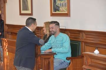 Juan Antonio Peña, ayer en los estudios de Radio Faycán y hoy en el Pleno ordinario de enero (Foto TA y Francisco Javier Santana)