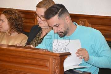 Juan Antonio Peña, ayer en los estudios de Radio Faycán y hoy en el Pleno ordinario de enero (Foto TA y Francisco Javier Santana)